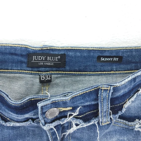 Judy Blue Jeans Size 15/32 Womens Slim Fit Skinny Medium Wash Blue Denim - Picture 9 of 10